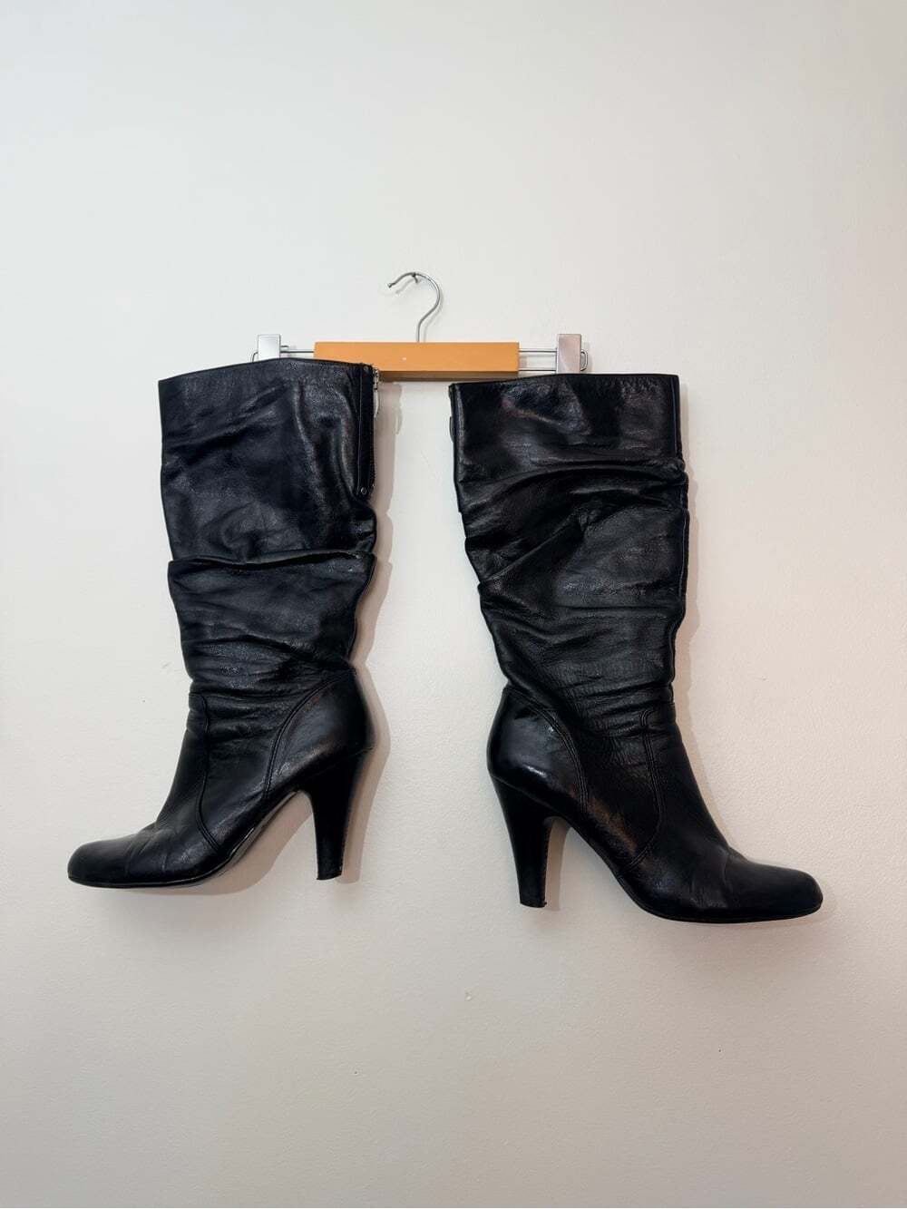 GUESS Black Slouchy Knee High Heeled Boots | Y2K Chic | Size 10M